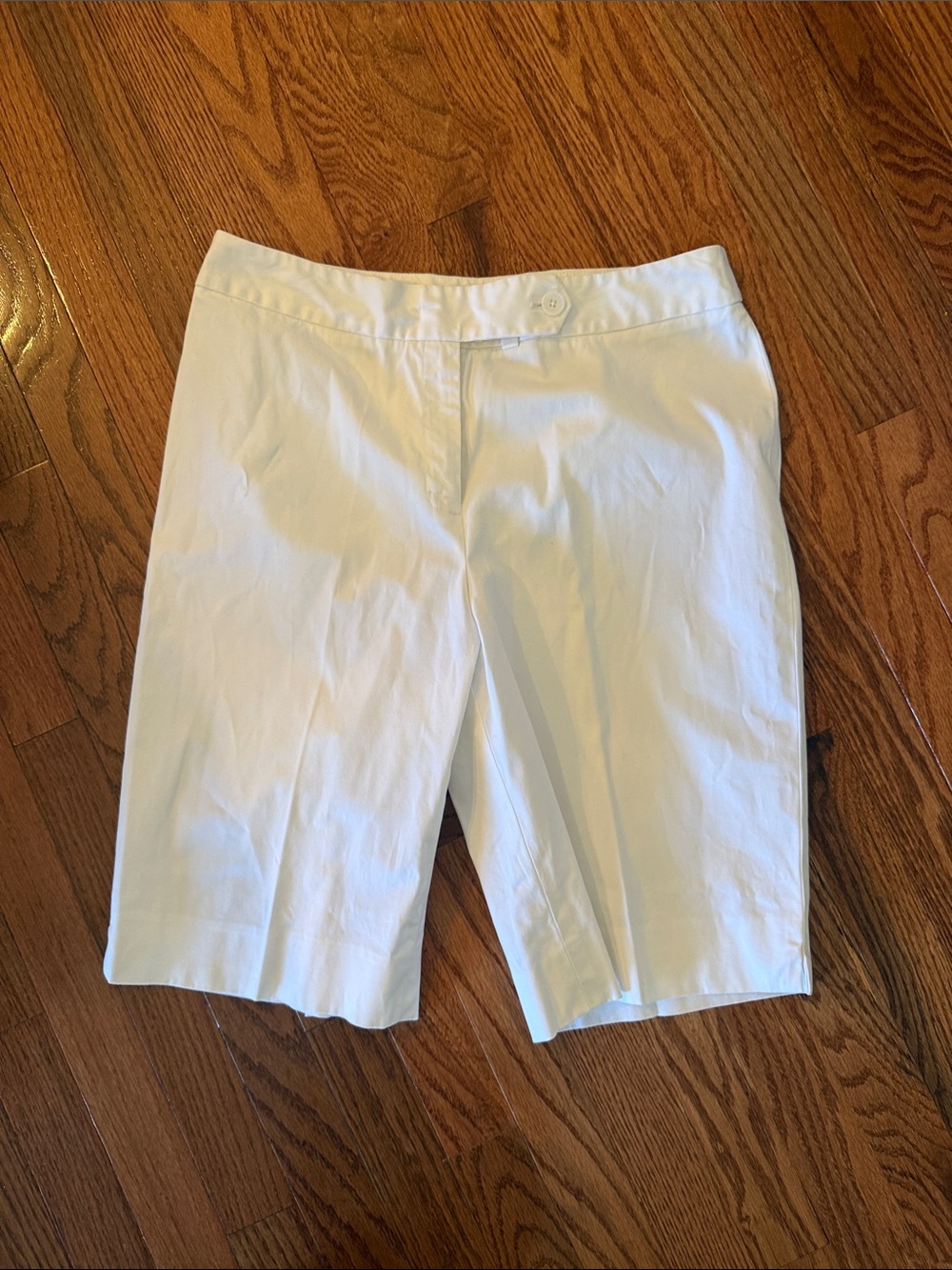 Jones New York White Tailored Bermuda Shorts